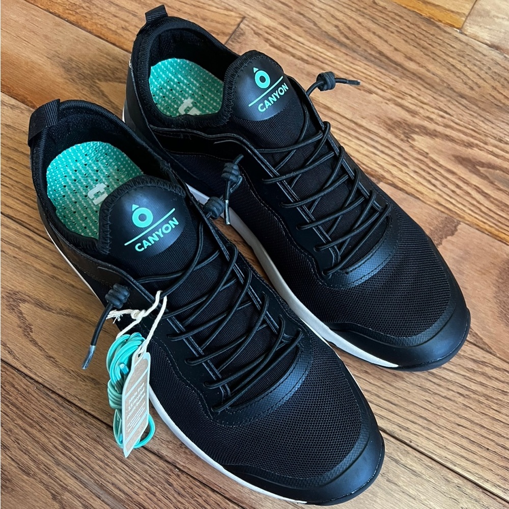 Tropicfeel Canyon Core Black